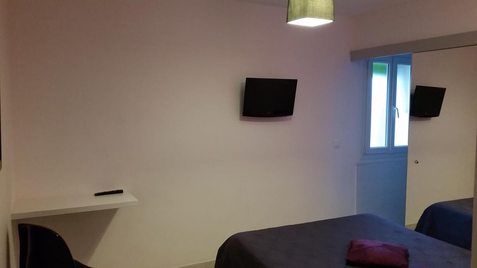 Auberge Des Toques Pégomas Kamer foto